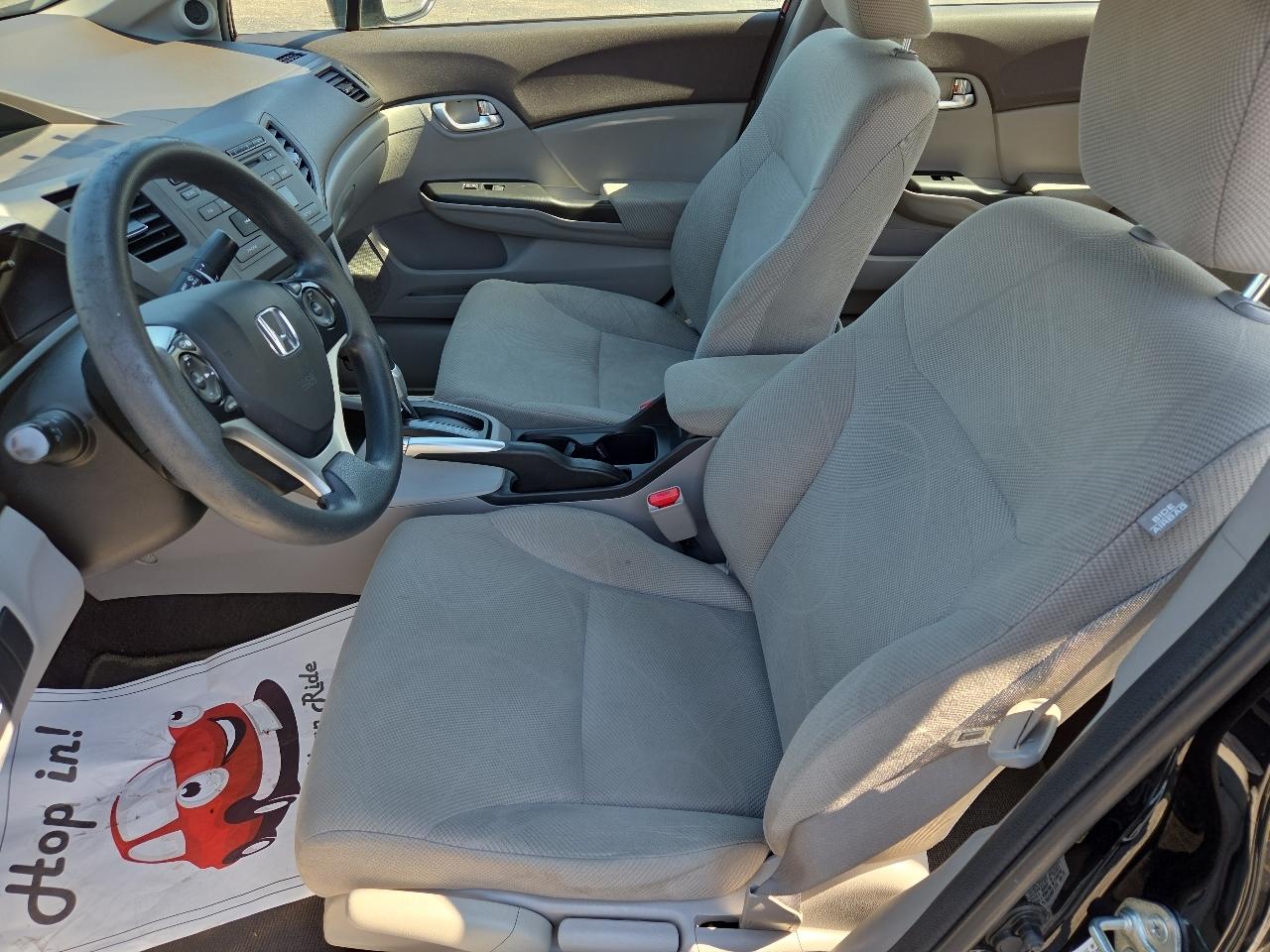 Honda Civic EX Sedan 5-Speed AT 2012