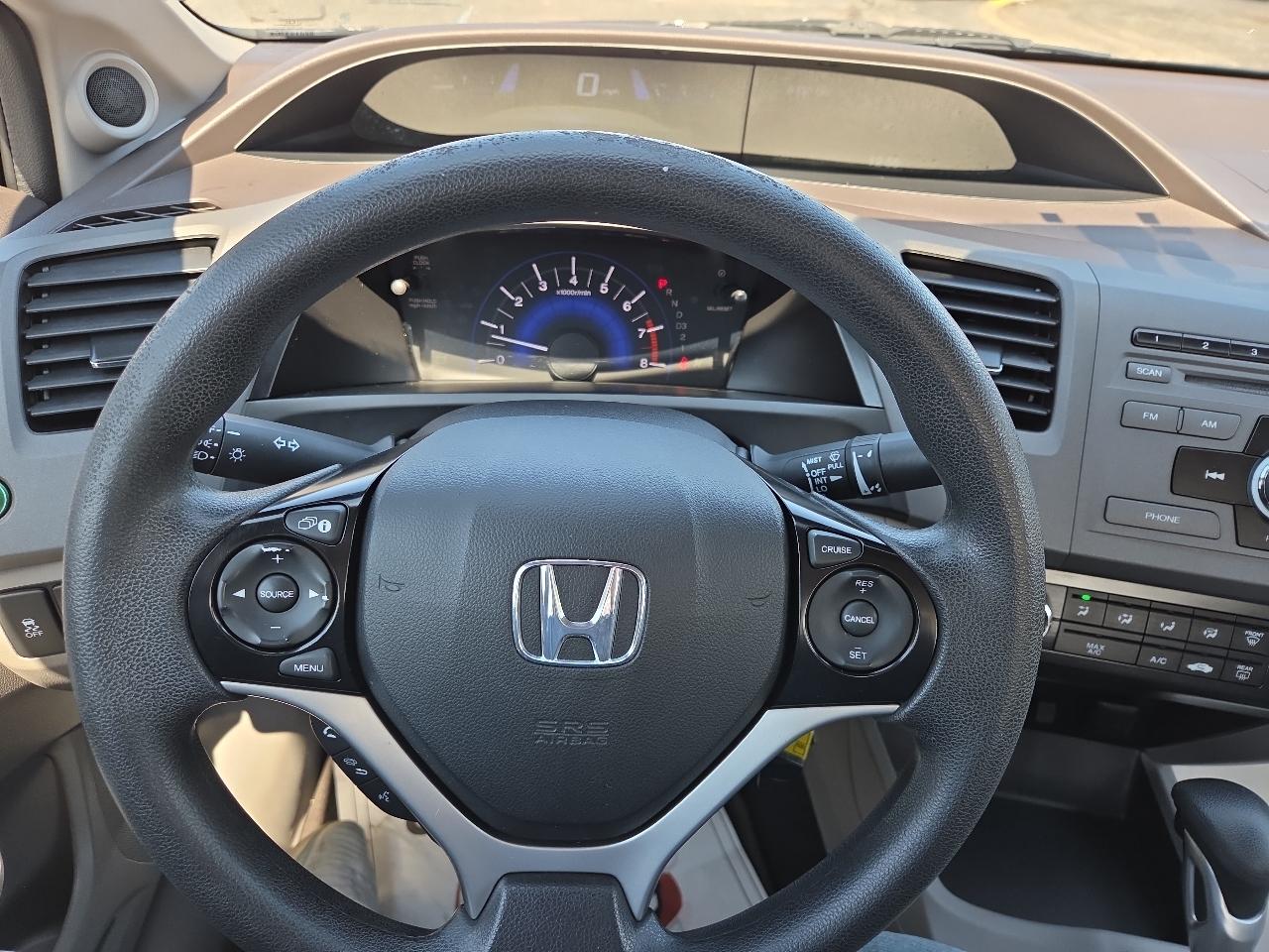 Honda Civic EX Sedan 5-Speed AT 2012