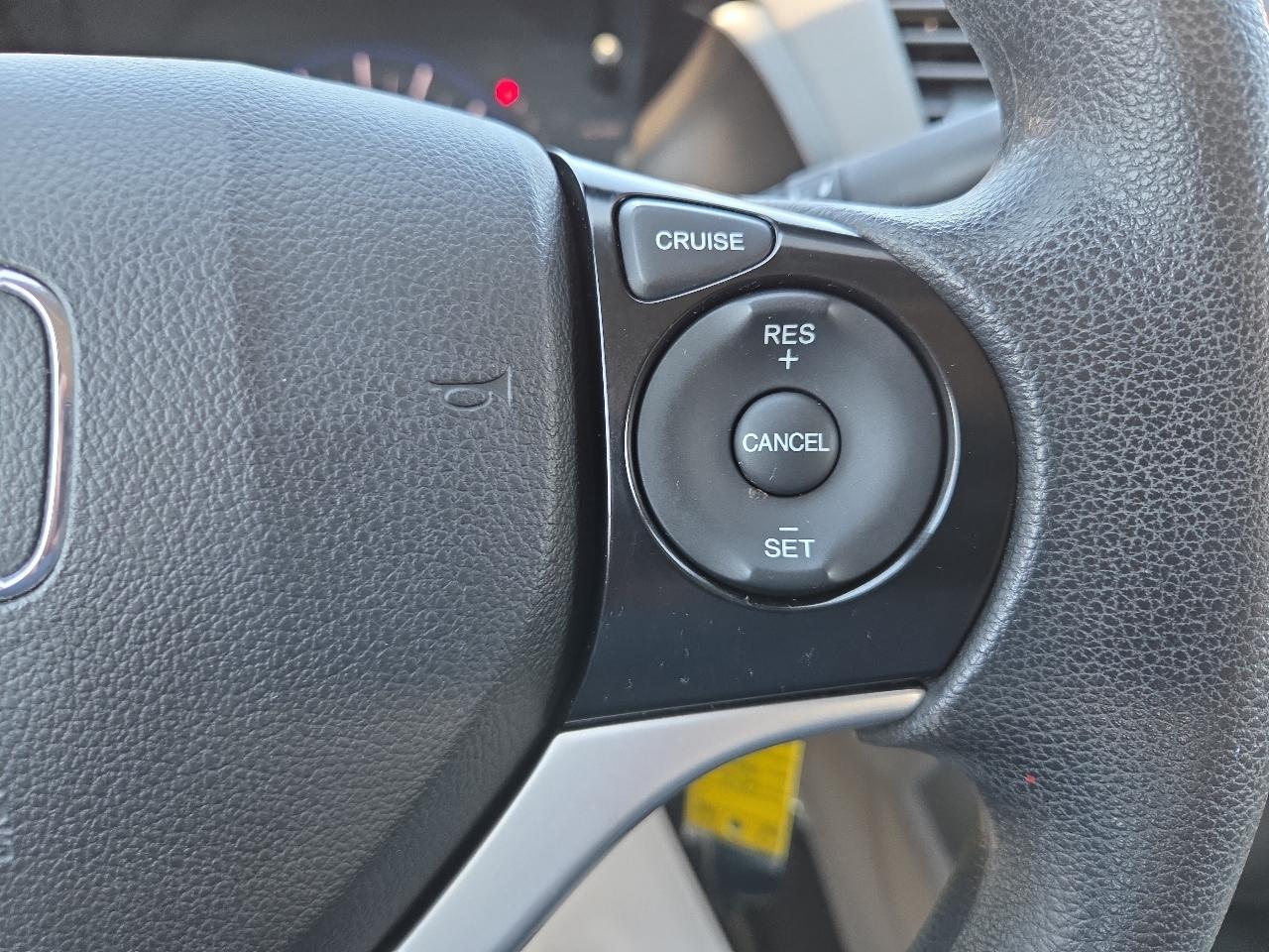 Honda Civic EX Sedan 5-Speed AT 2012