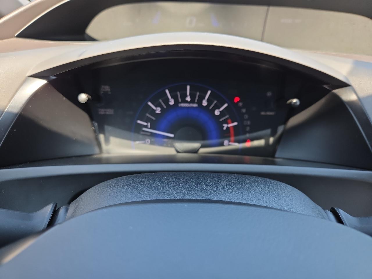 Honda Civic EX Sedan 5-Speed AT 2012