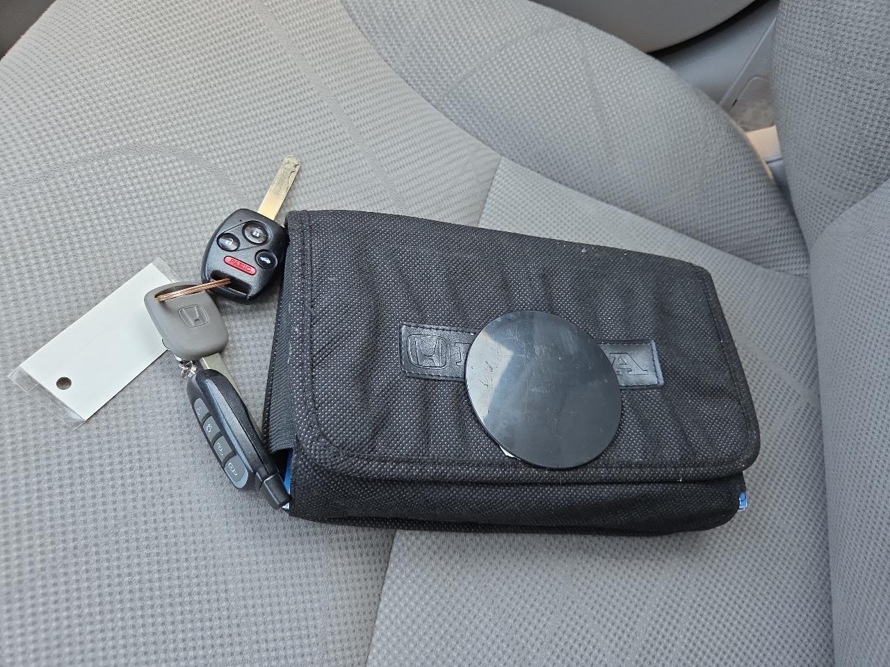 Honda Civic EX Sedan 5-Speed AT 2012