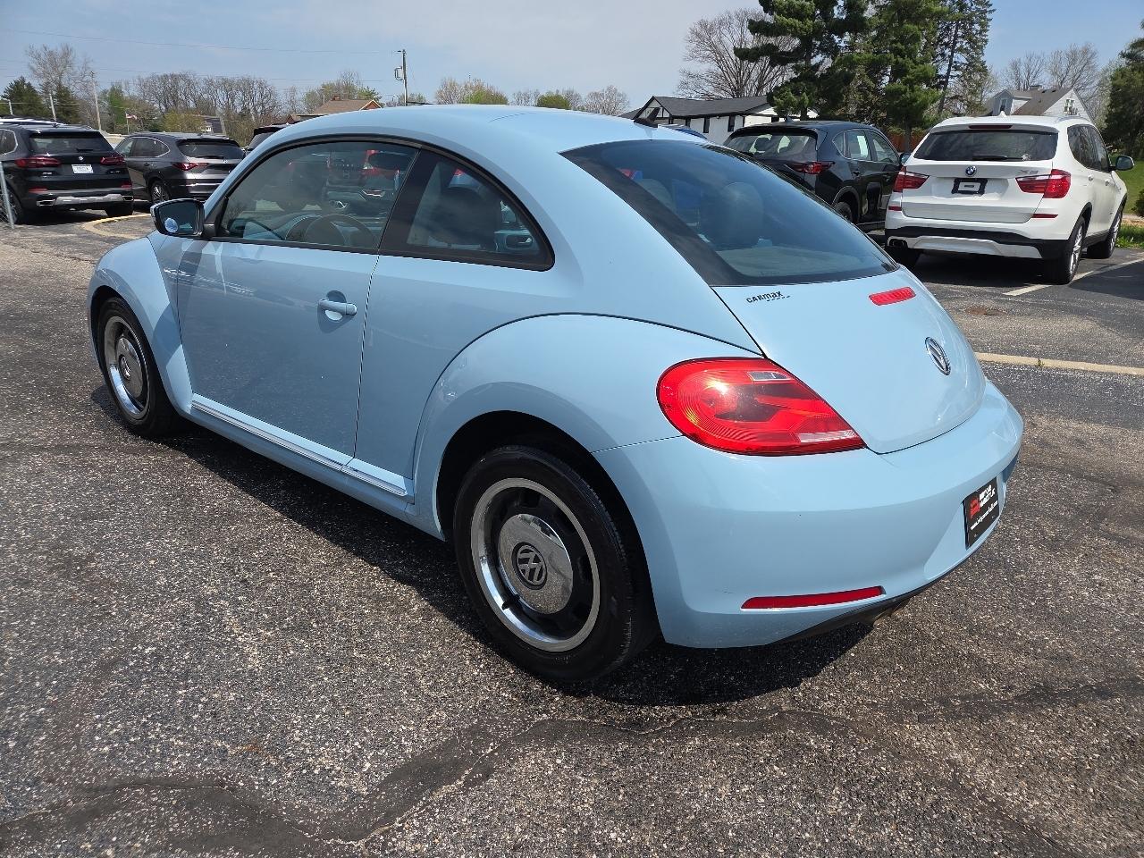 Volkswagen Beetle 2.5L 2012