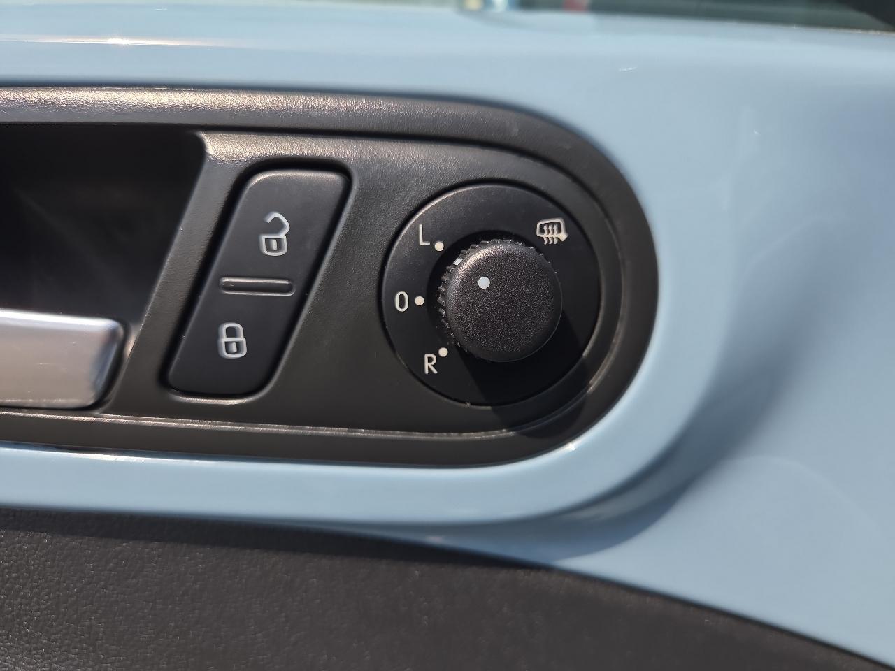 Volkswagen Beetle 2.5L 2012