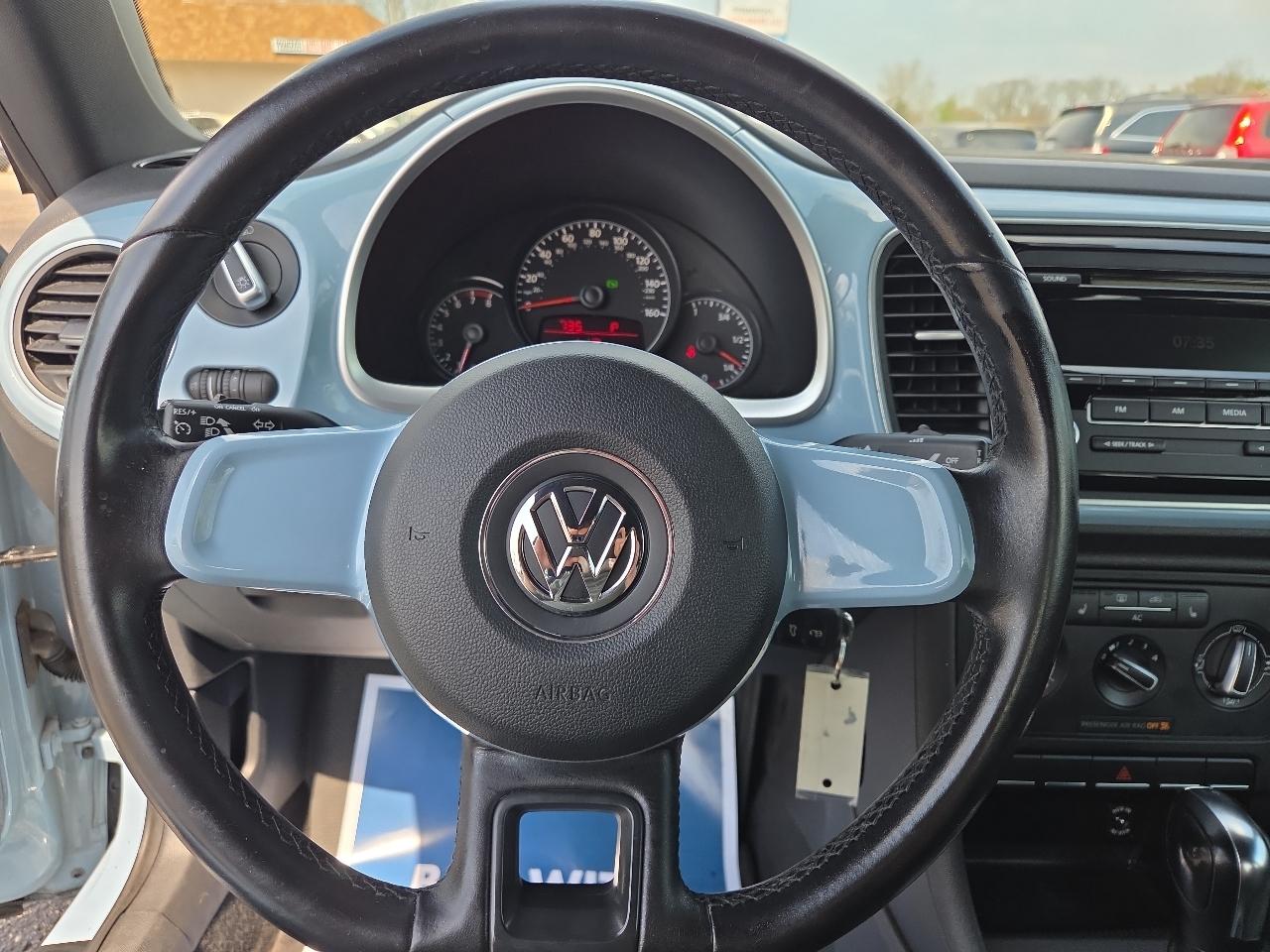 Volkswagen Beetle 2.5L 2012