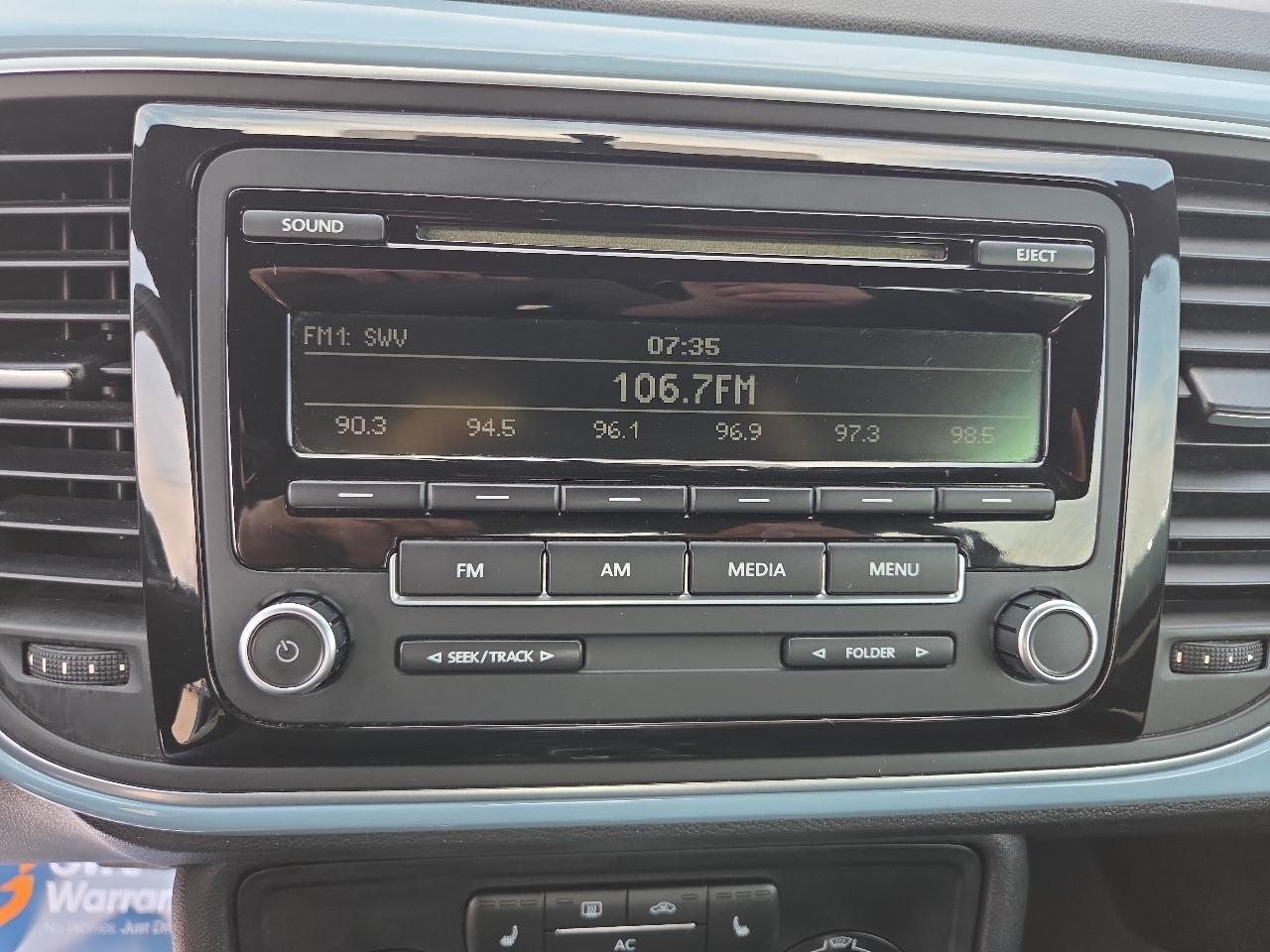 Volkswagen Beetle 2.5L 2012