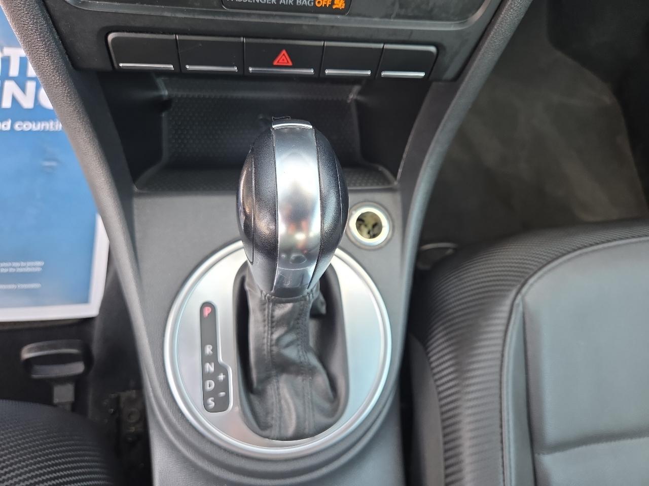 Volkswagen Beetle 2.5L 2012