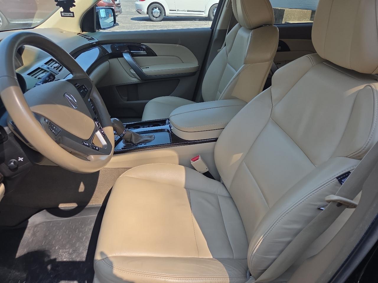 Acura MDX 6-Spd AT w/Tech Package 2013