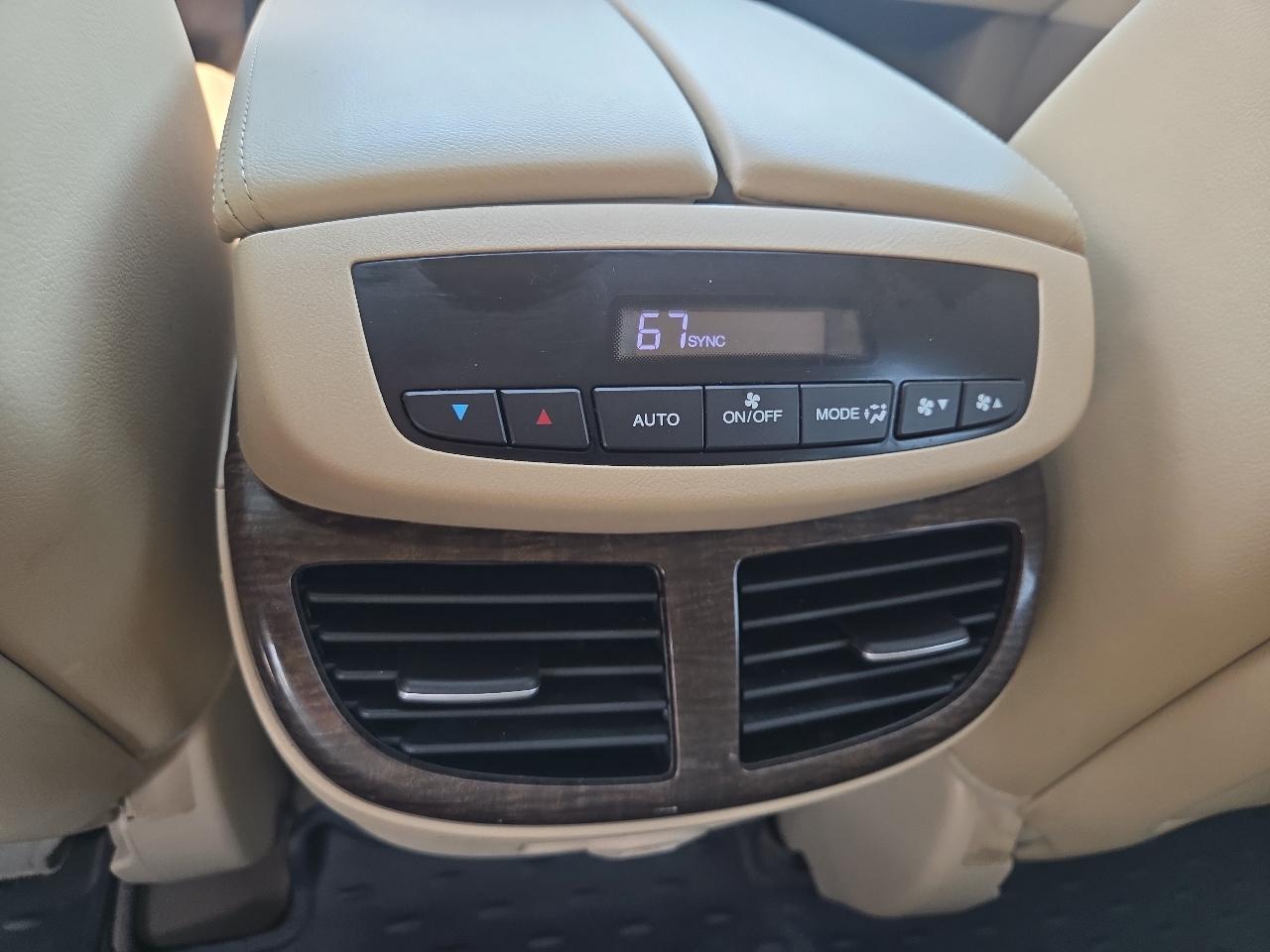 Acura MDX 6-Spd AT w/Tech Package 2013