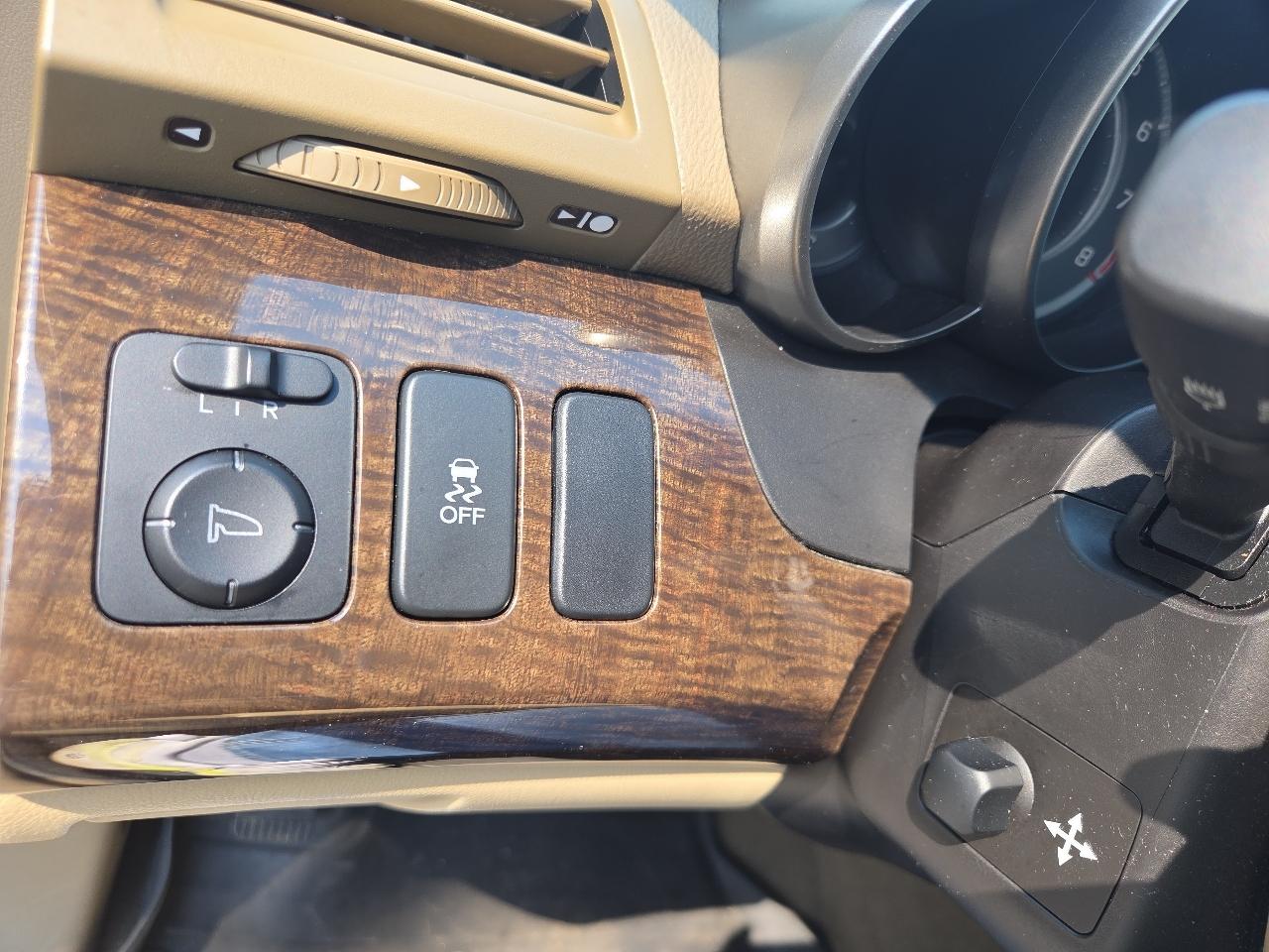 Acura MDX 6-Spd AT w/Tech Package 2013