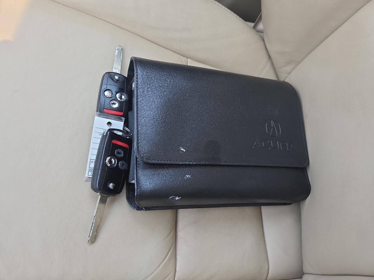 Acura MDX 6-Spd AT w/Tech Package 2013