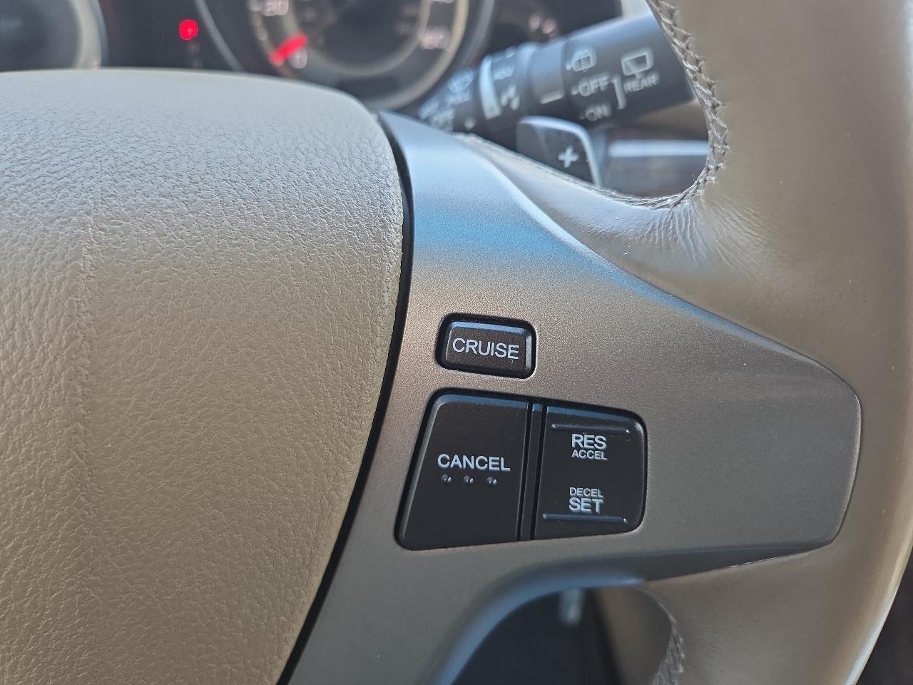 Acura MDX 6-Spd AT w/Tech Package 2013