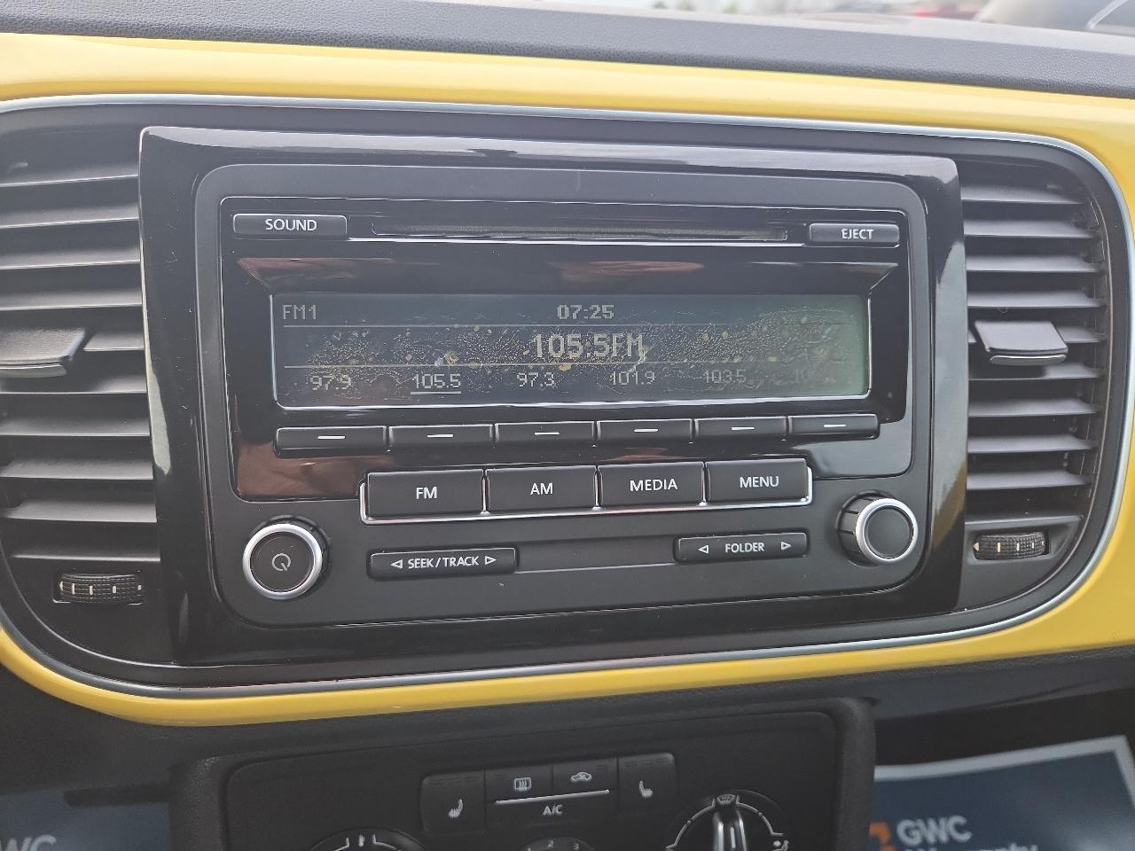 Volkswagen Beetle 2.5L 2014