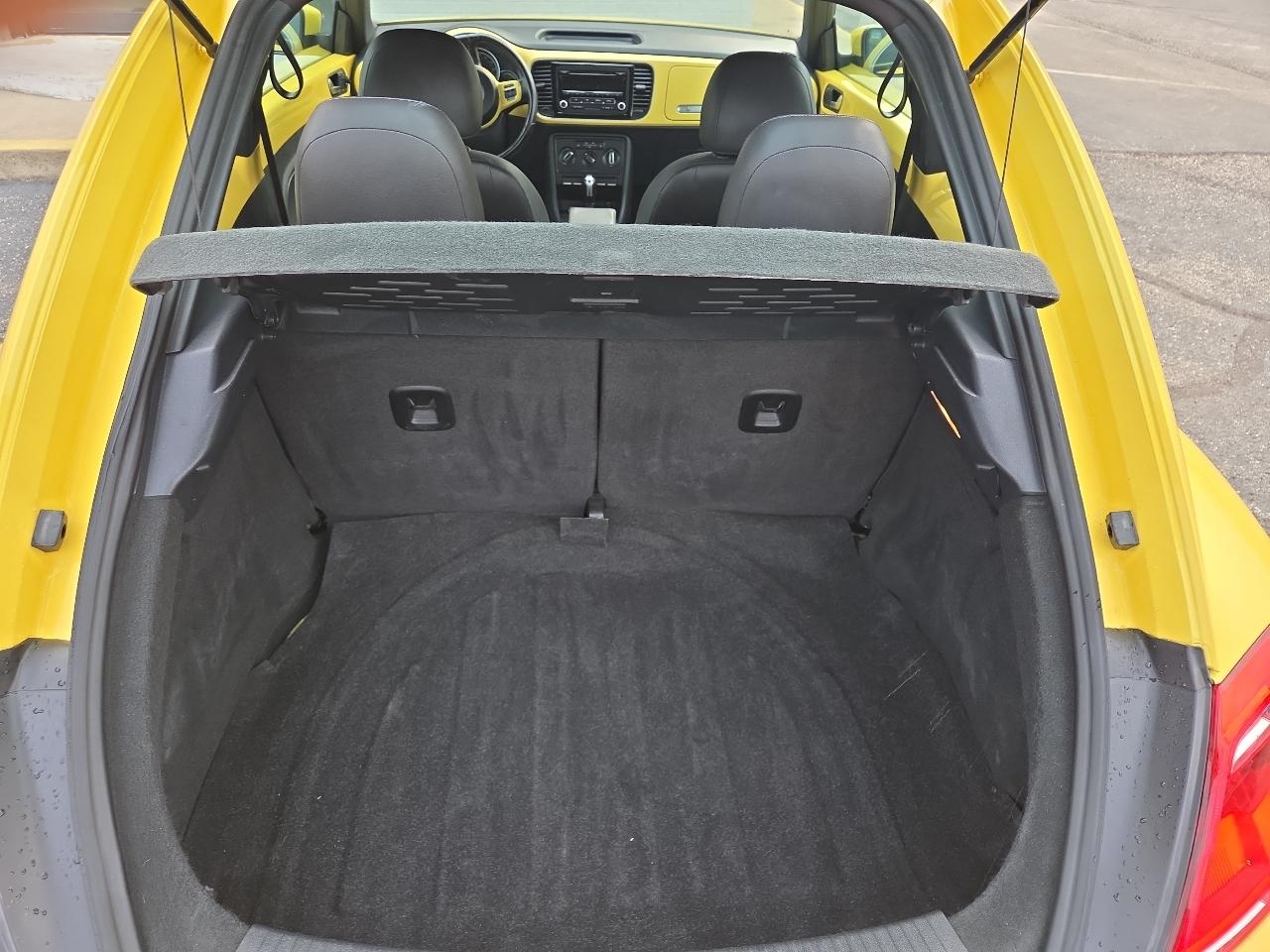 Volkswagen Beetle 2.5L 2014