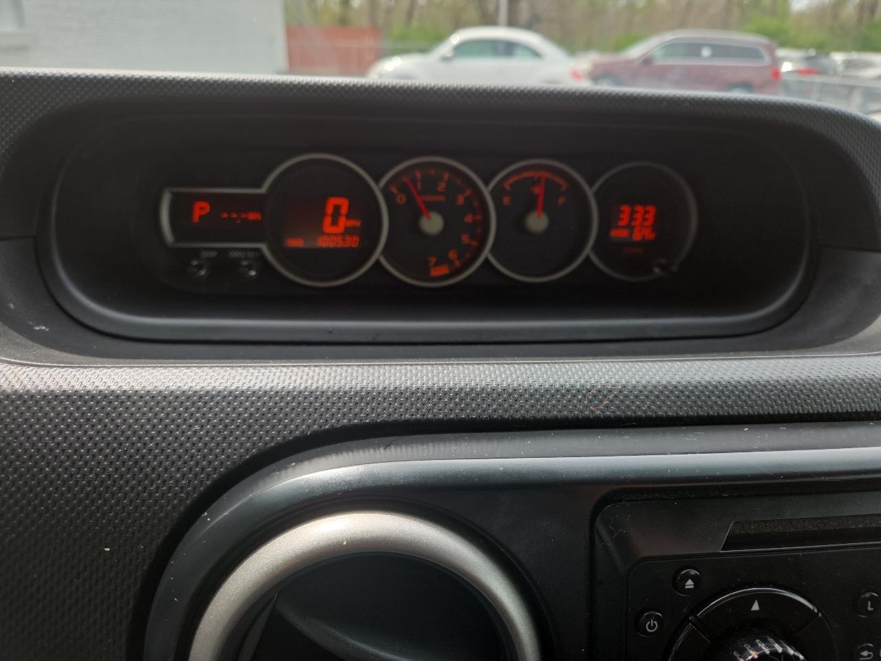 Scion xB 5-Door Wagon 4-Spd AT 2013