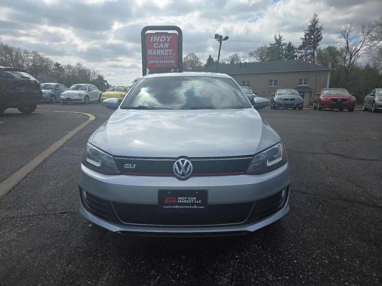 Volkswagen Jetta  2014