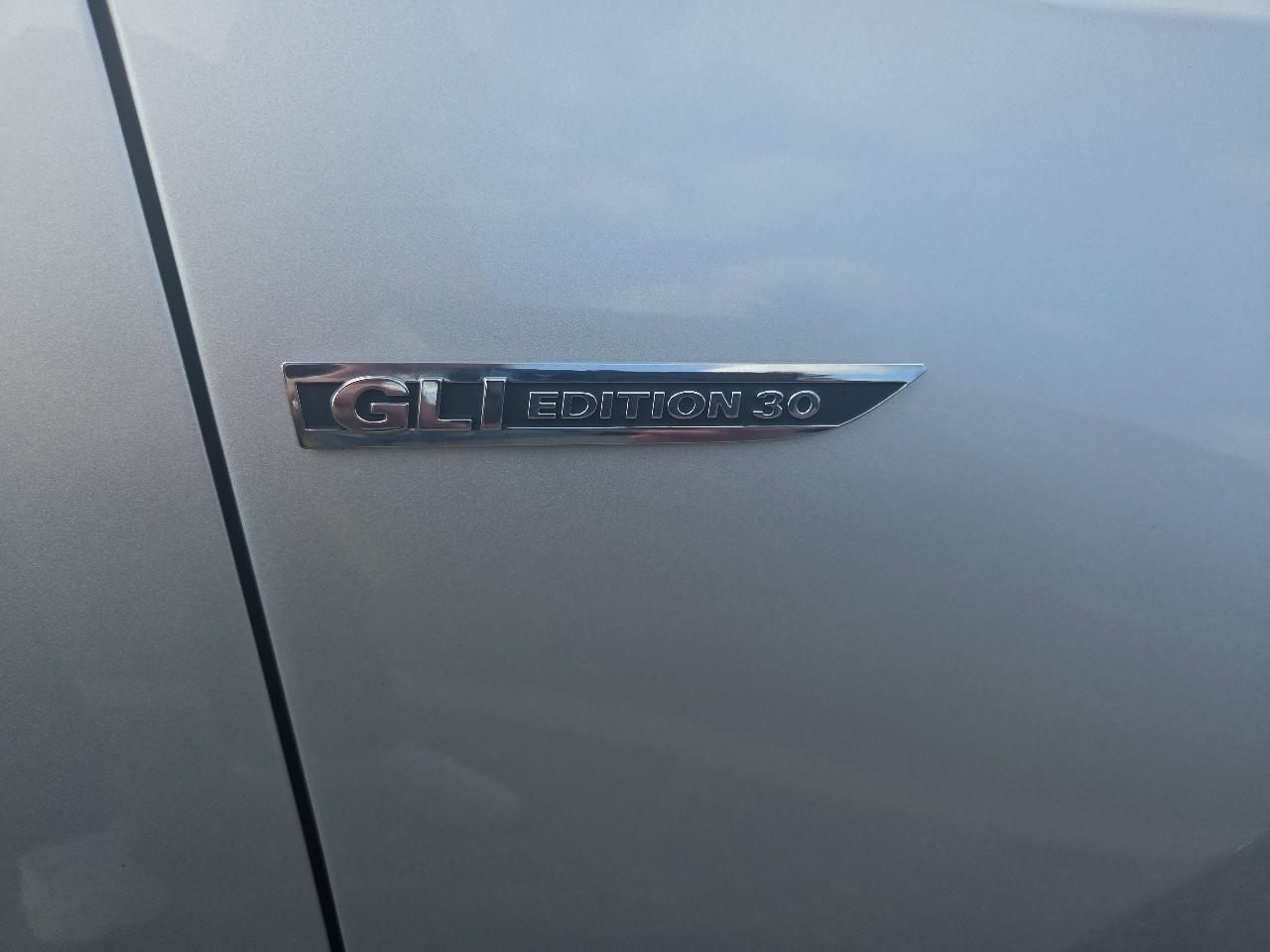 Volkswagen Jetta  2014