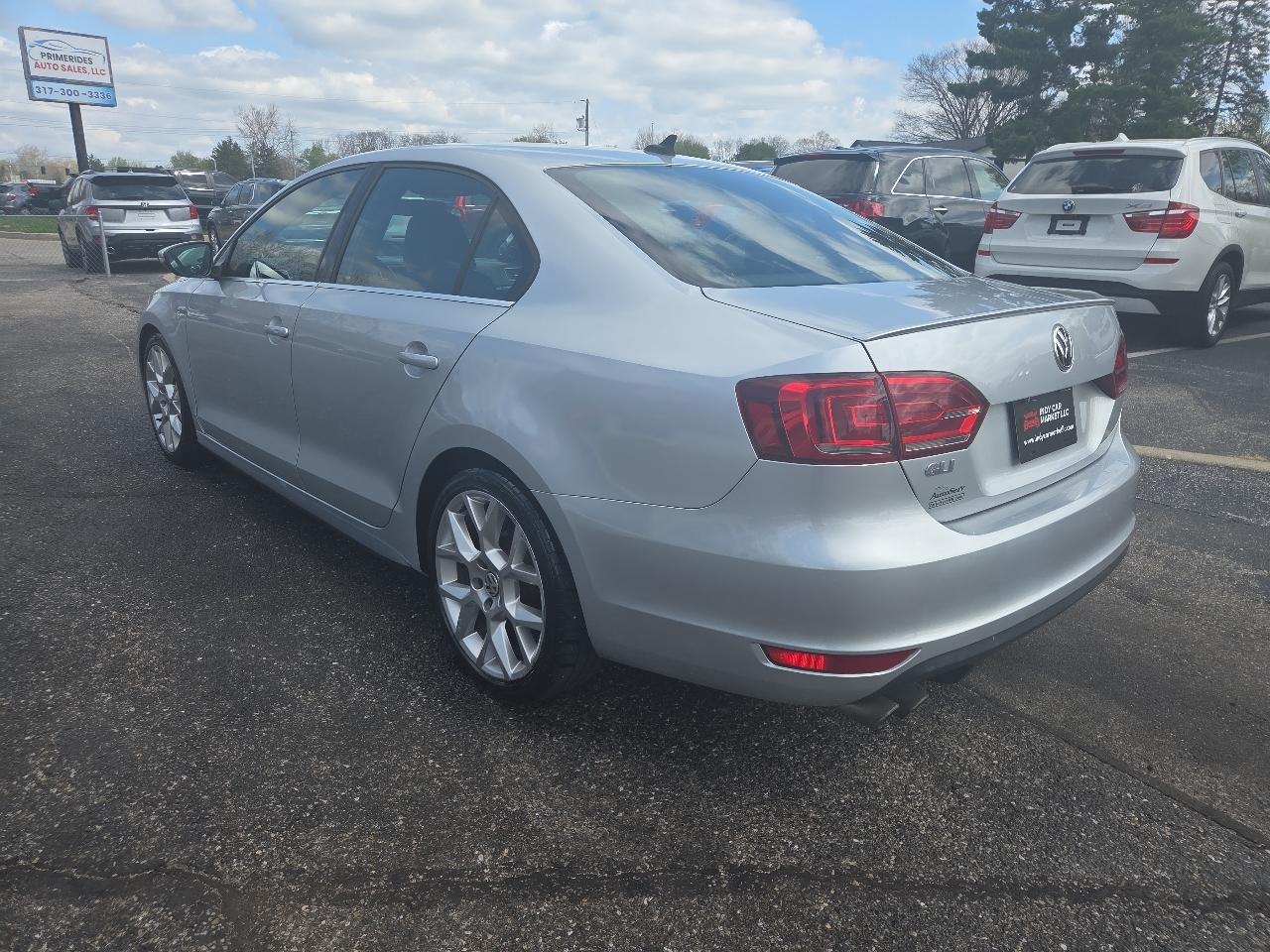 Volkswagen Jetta  2014