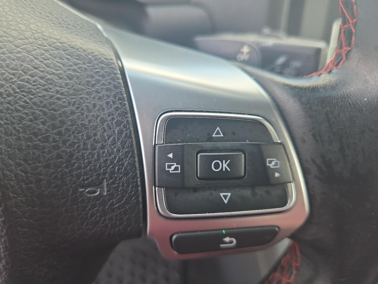 Volkswagen Jetta  2014