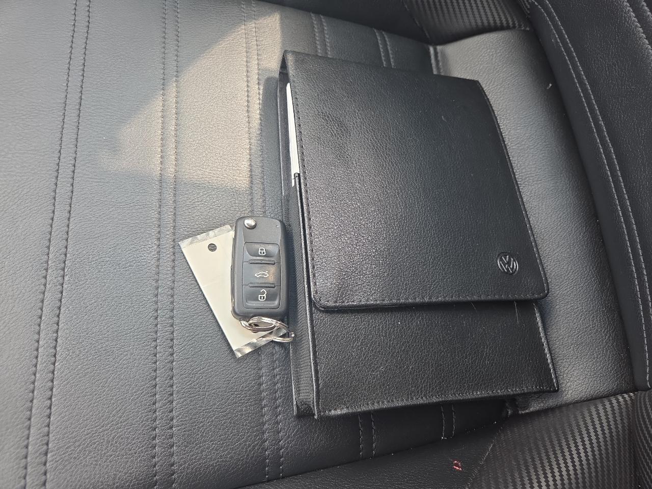 Volkswagen Jetta  2014