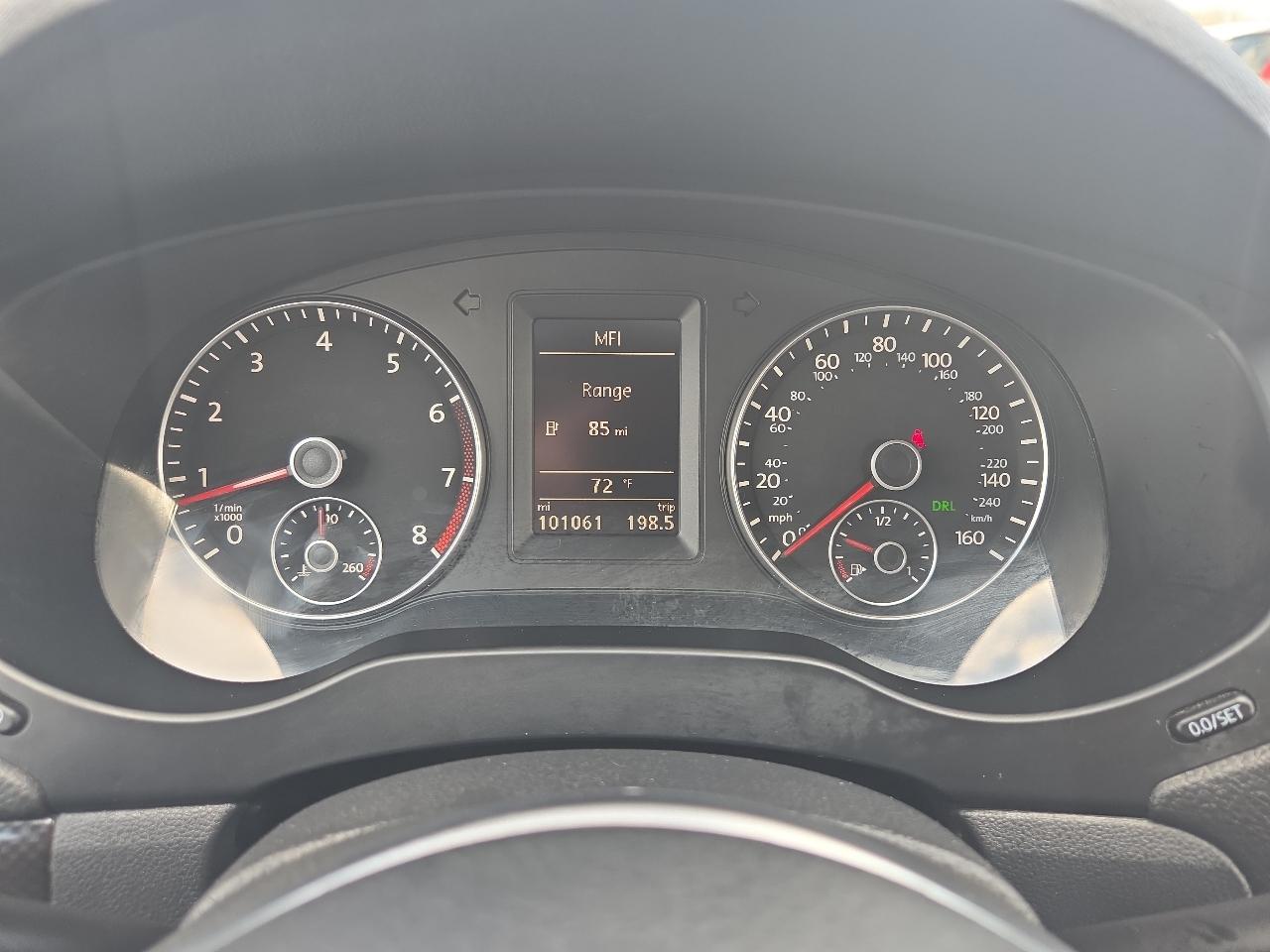 Volkswagen Jetta  2014