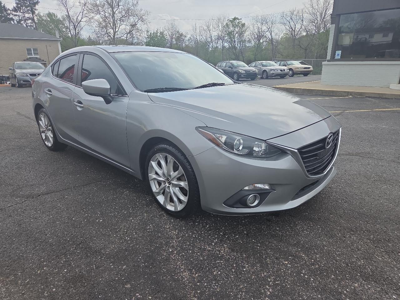 Mazda MAZDA3 s Touring AT 4-Door 2015