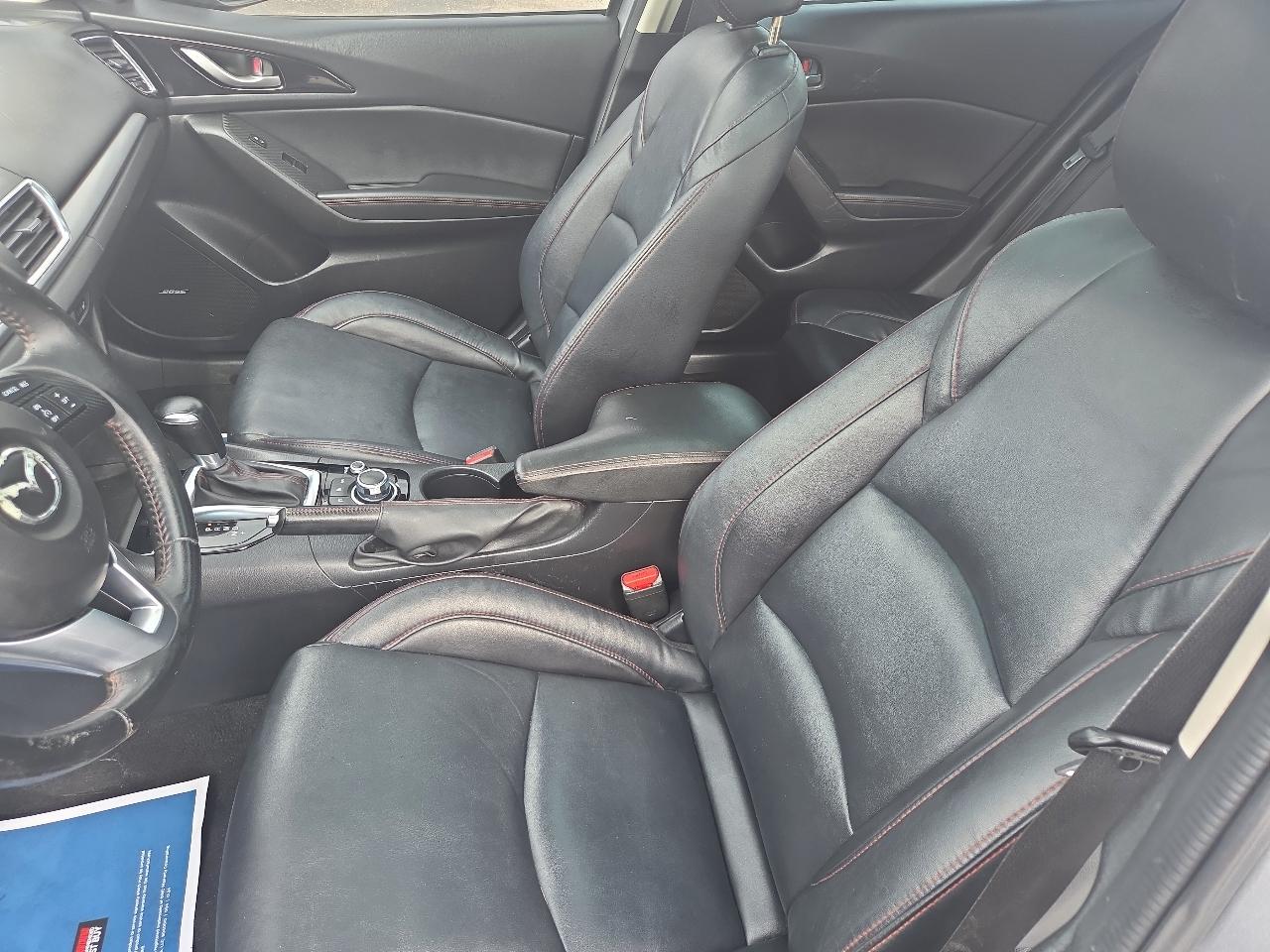 Mazda MAZDA3 s Touring AT 4-Door 2015