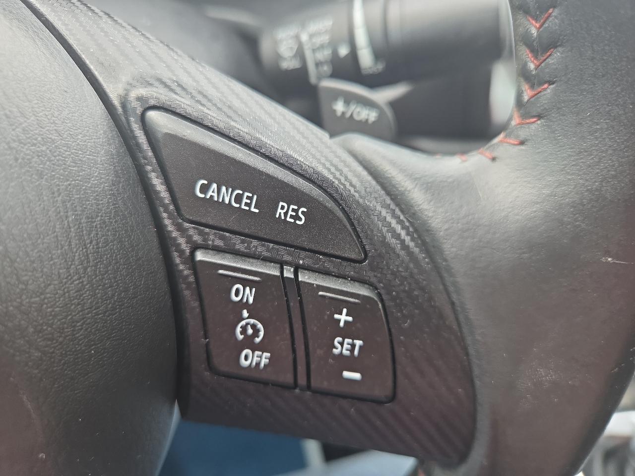 Mazda MAZDA3 s Touring AT 4-Door 2015