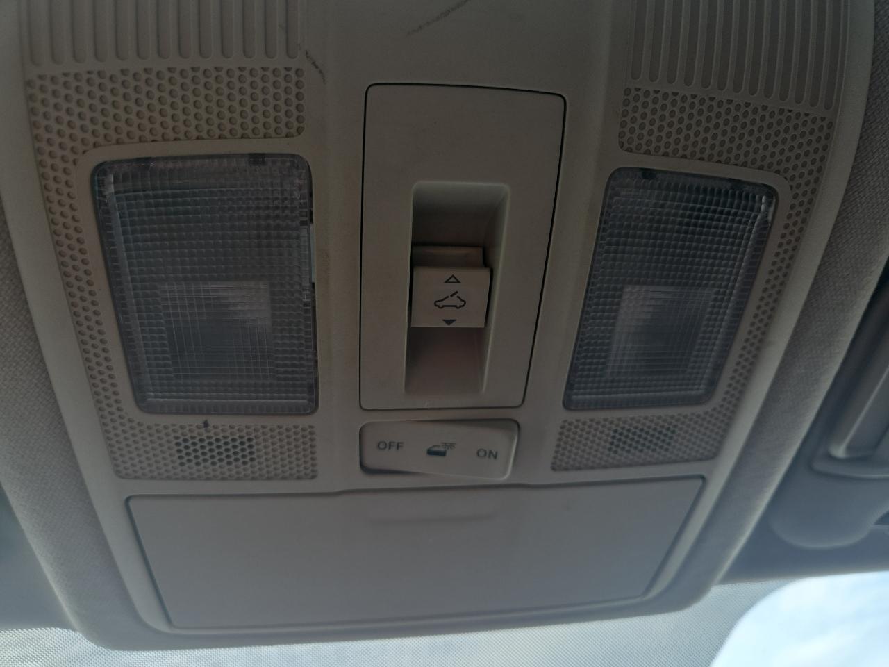 Mazda MAZDA3 s Touring AT 4-Door 2015