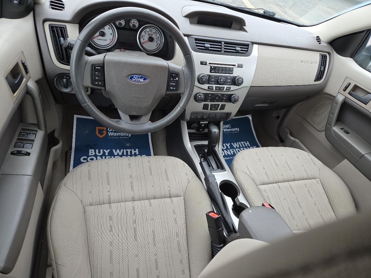 Ford Focus SE Sedan 2008