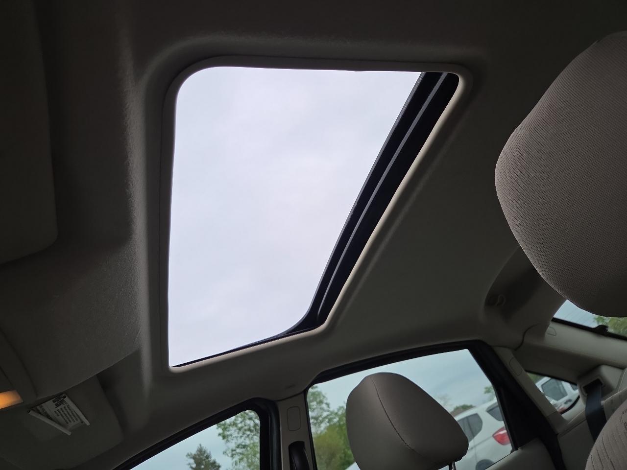 Ford Focus SE Sedan 2008