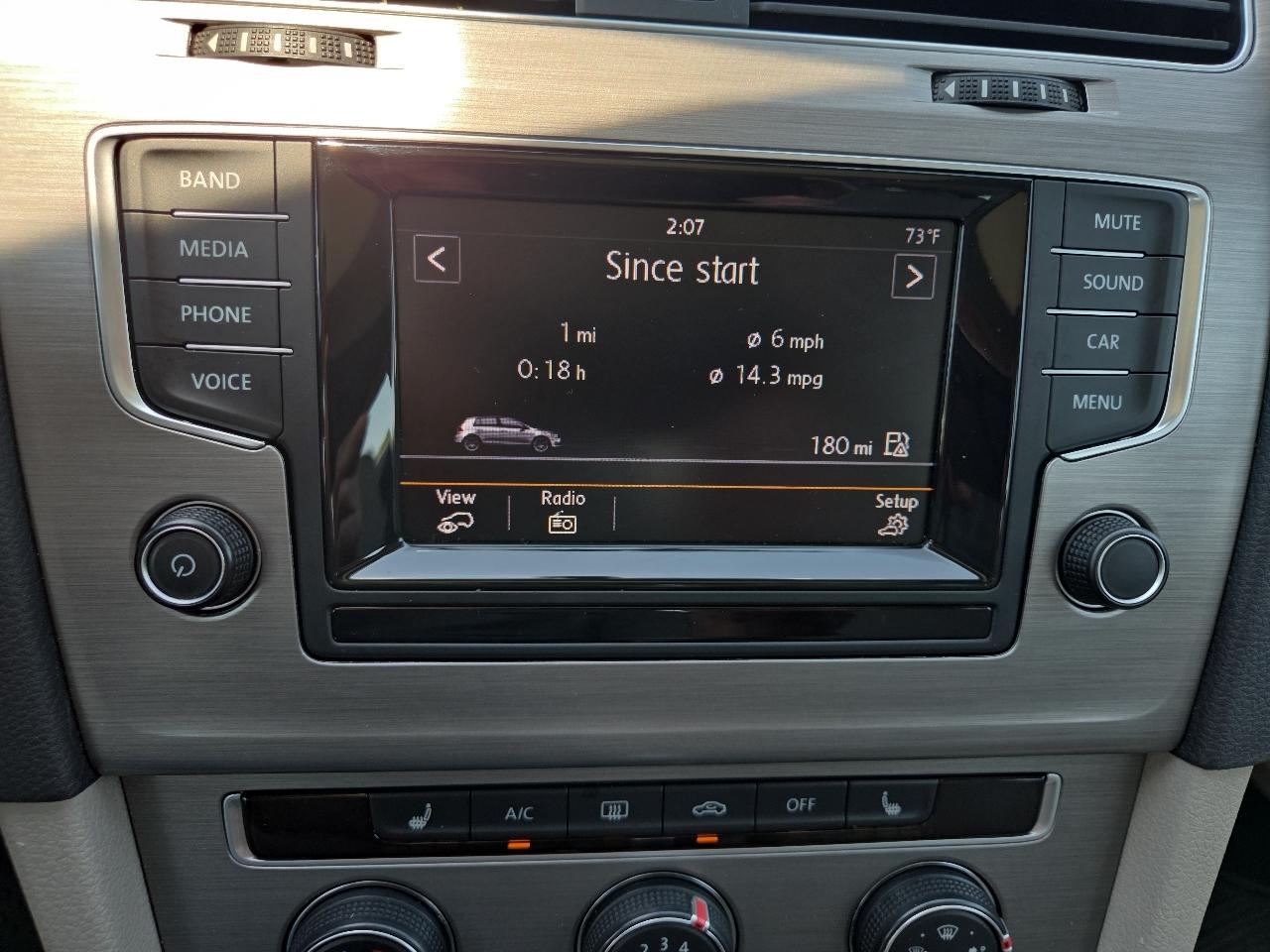 Volkswagen Golf TDI SE 6A 2015