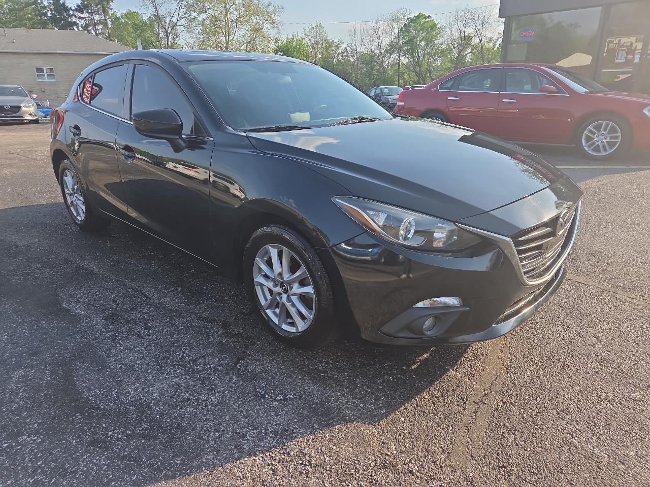 Mazda MAZDA3 i Touring AT 5-Door 2016