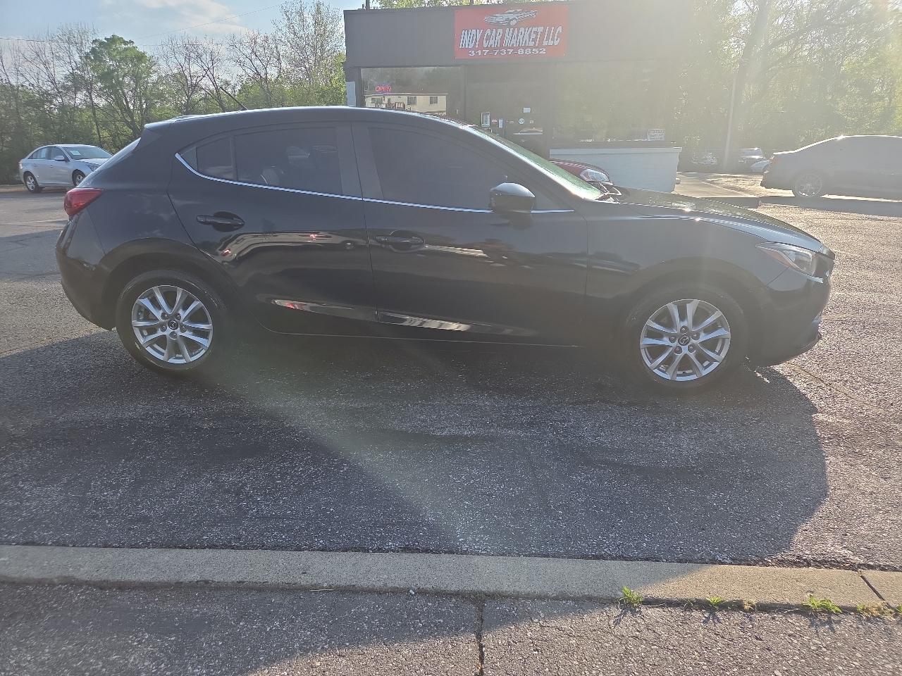 Mazda MAZDA3 i Touring AT 5-Door 2016