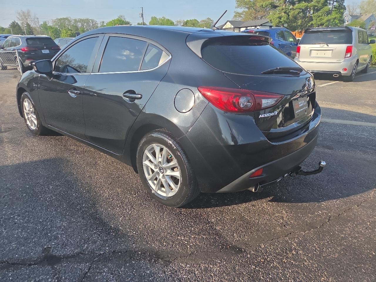 Mazda MAZDA3 i Touring AT 5-Door 2016
