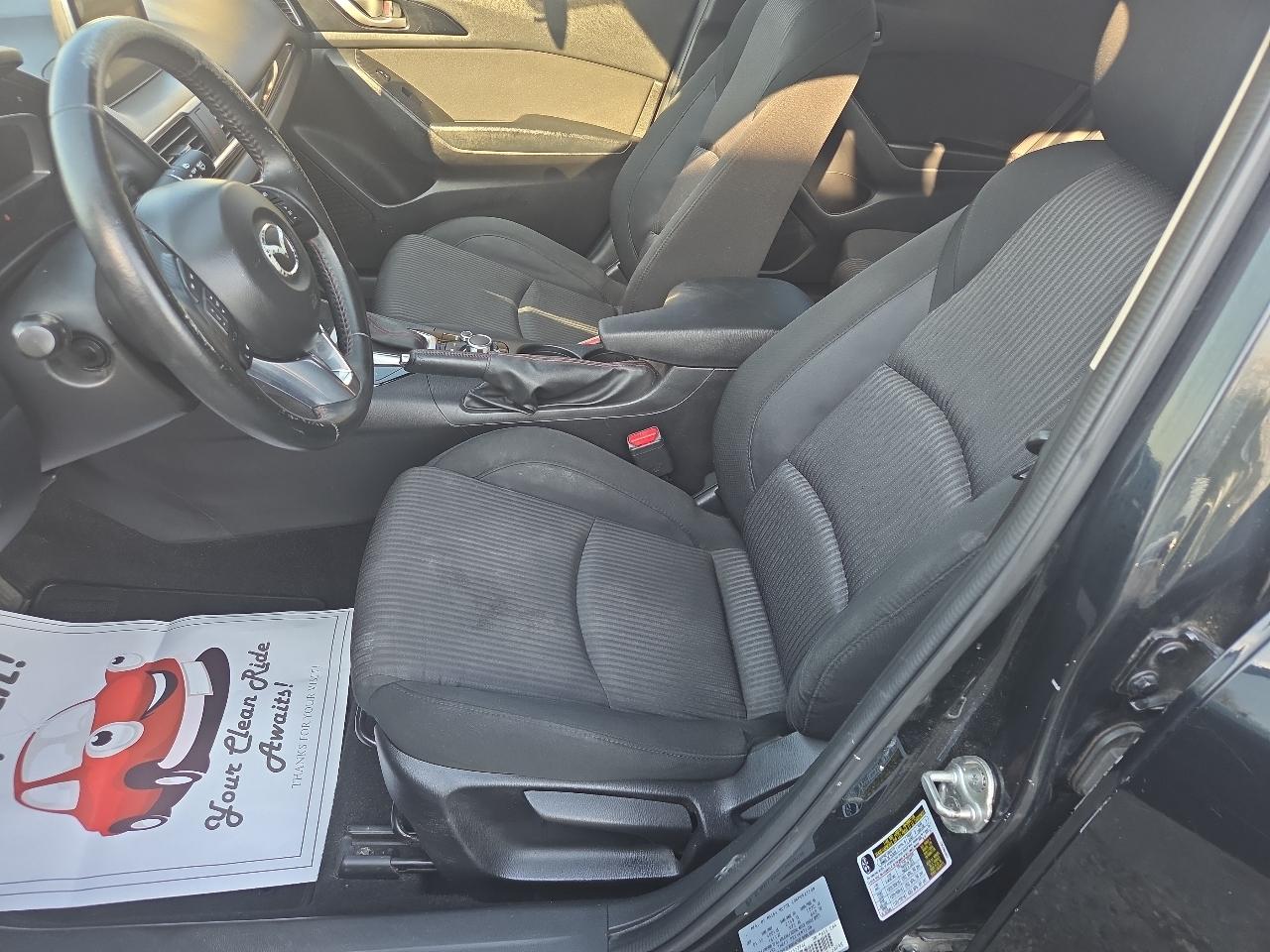 Mazda MAZDA3 i Touring AT 5-Door 2016