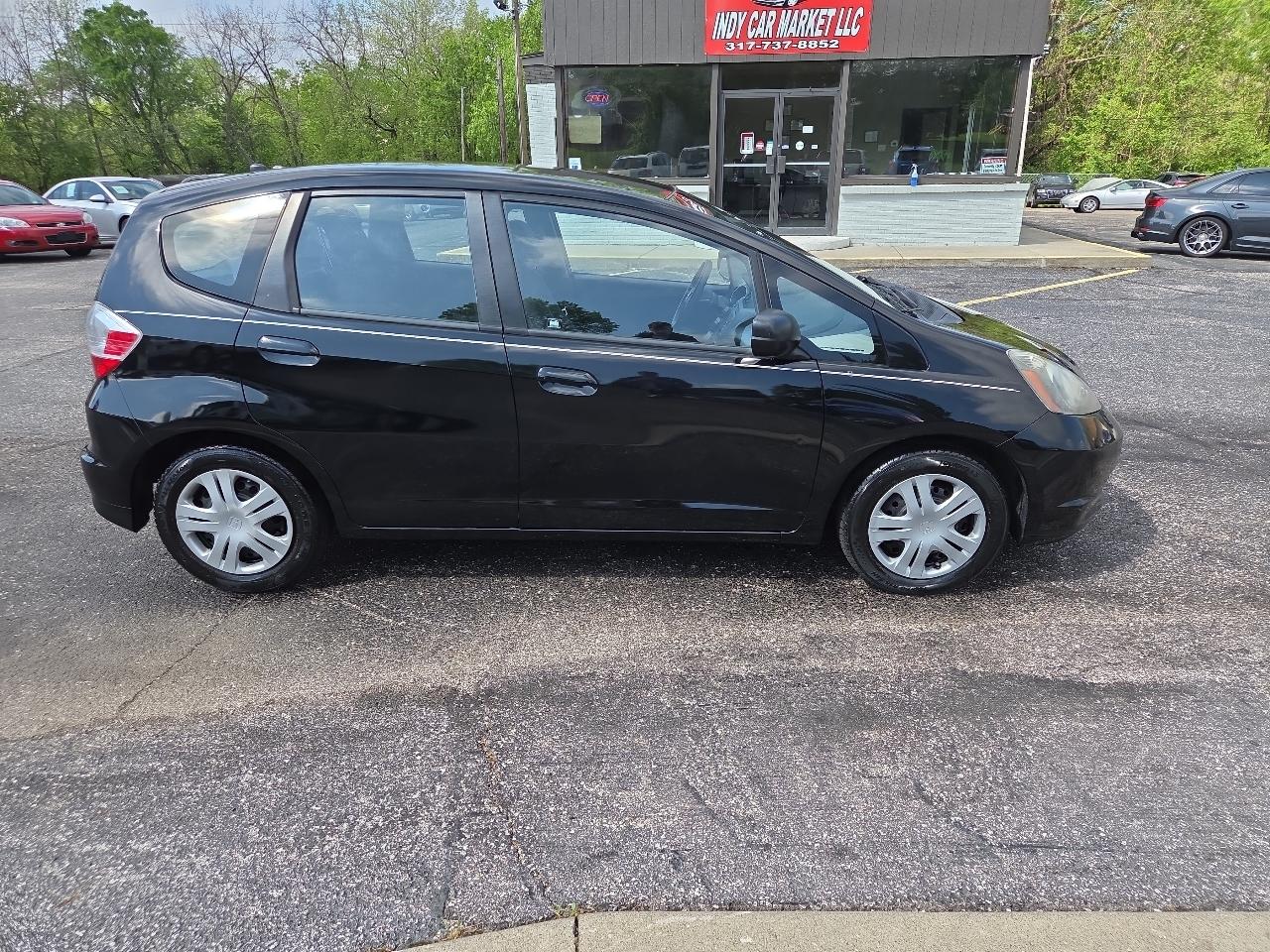 Honda Fit 5-Speed AT 2011