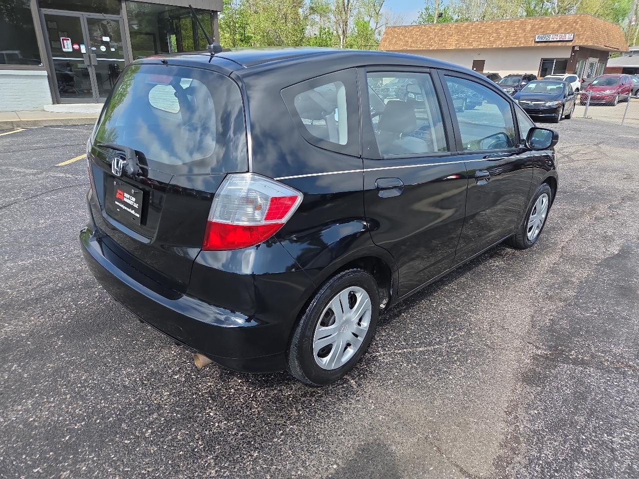 Honda Fit 5-Speed AT 2011