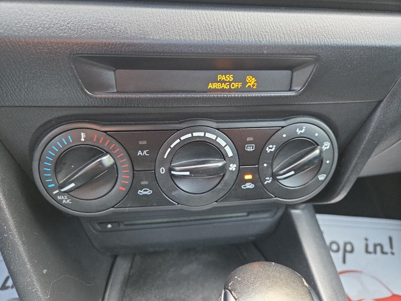 Mazda MAZDA3 i Sport AT 4-Door 2014