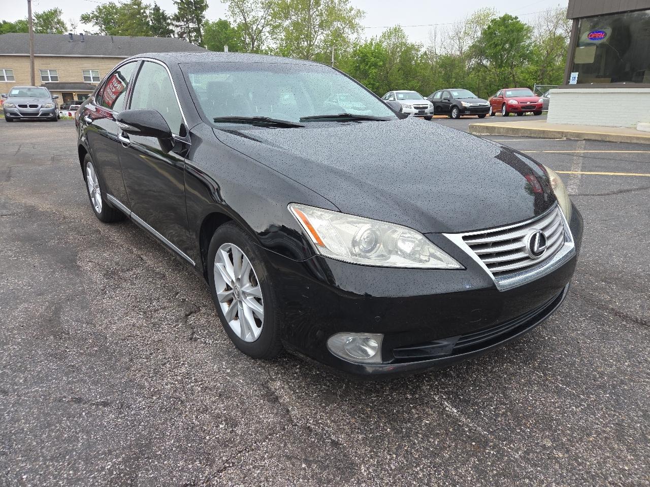 Lexus ES 350 Sedan 2012