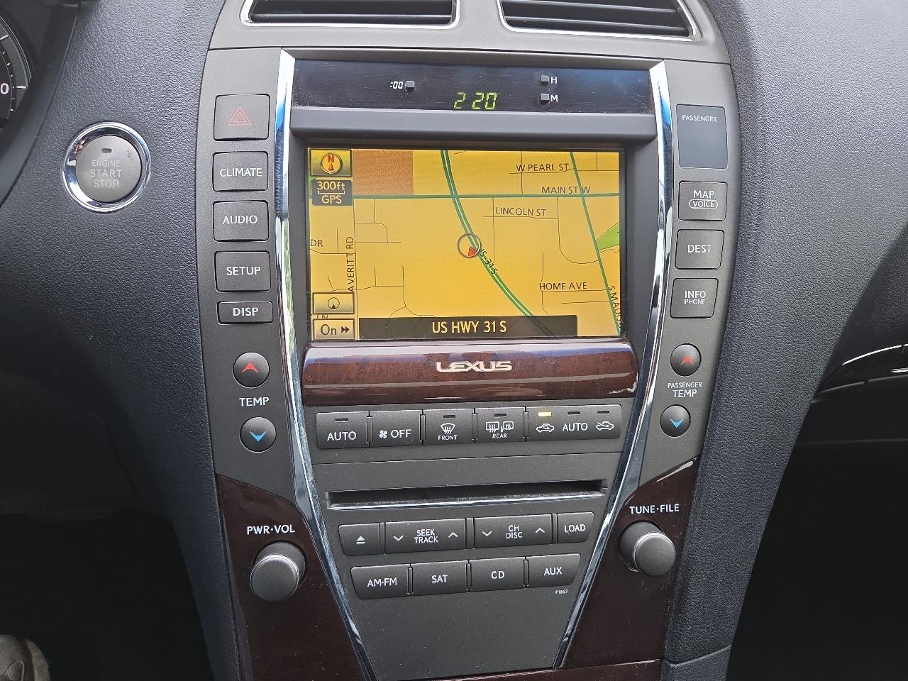 Lexus ES 350 Sedan 2012