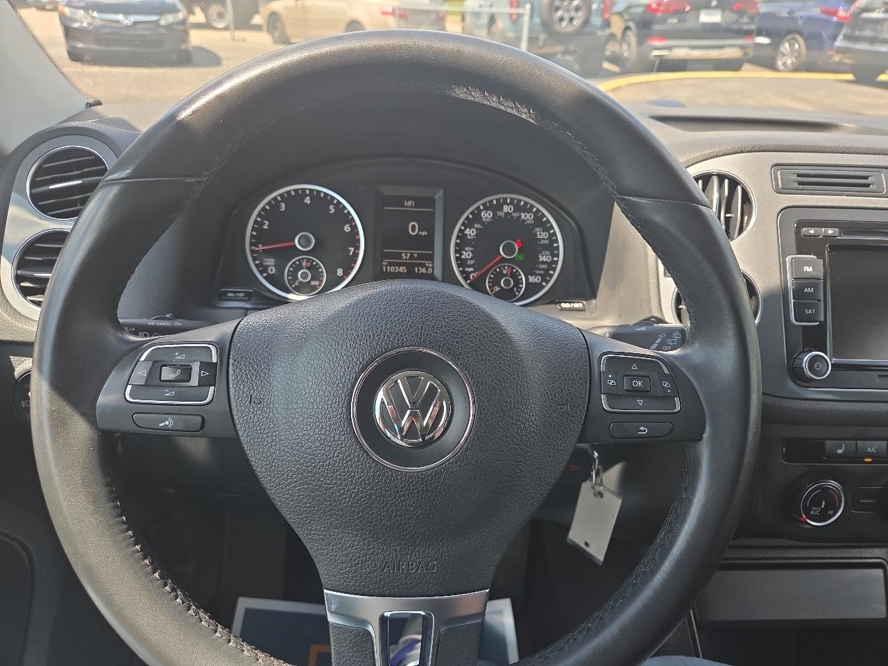 Volkswagen Tiguan S 4Motion 2015
