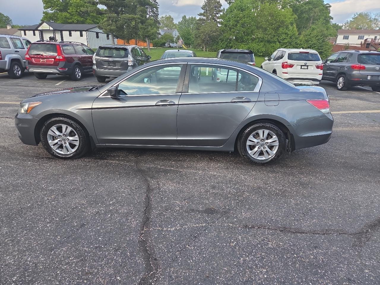 Honda Accord SE Sedan AT 2011