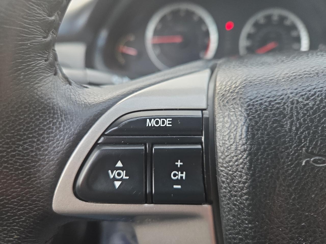 Honda Accord SE Sedan AT 2011