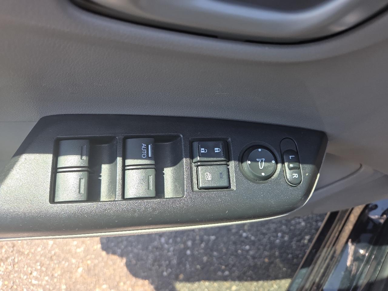 Honda Civic LX Sedan CVT 2014