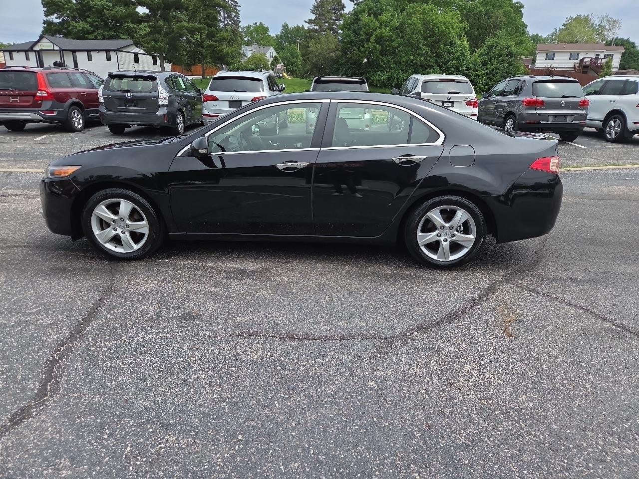 Acura TSX 5-Speed AT with Tech Package 2012