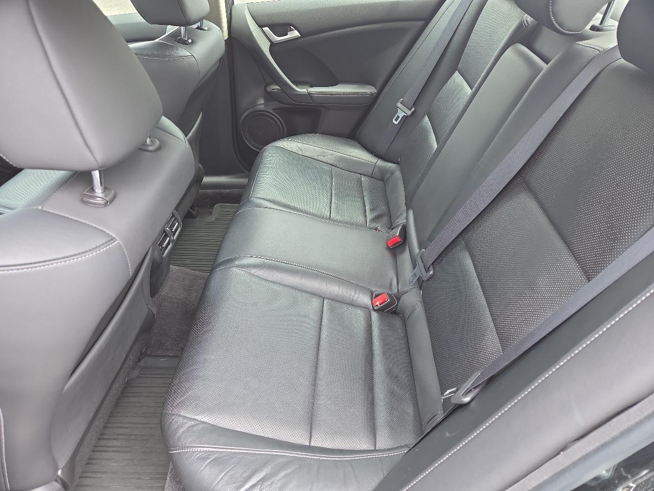 Acura TSX 5-Speed AT with Tech Package 2012