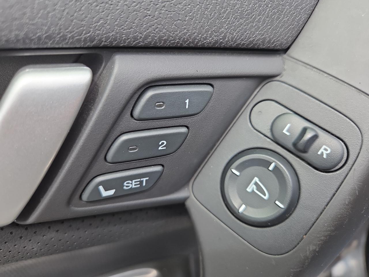 Acura TSX 5-Speed AT with Tech Package 2012