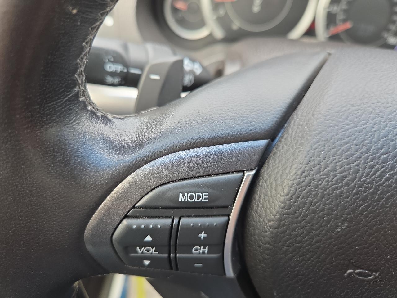 Acura TSX 5-Speed AT with Tech Package 2012