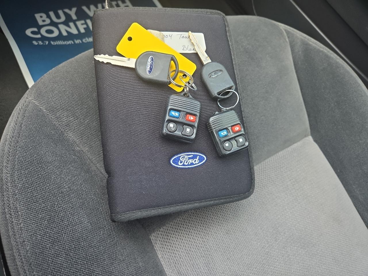Ford Taurus SES Duratec 2004