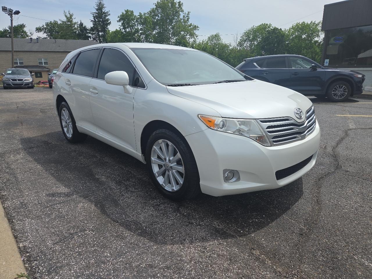 Toyota Venza LE 4D SUV FWD 4cyl 2009